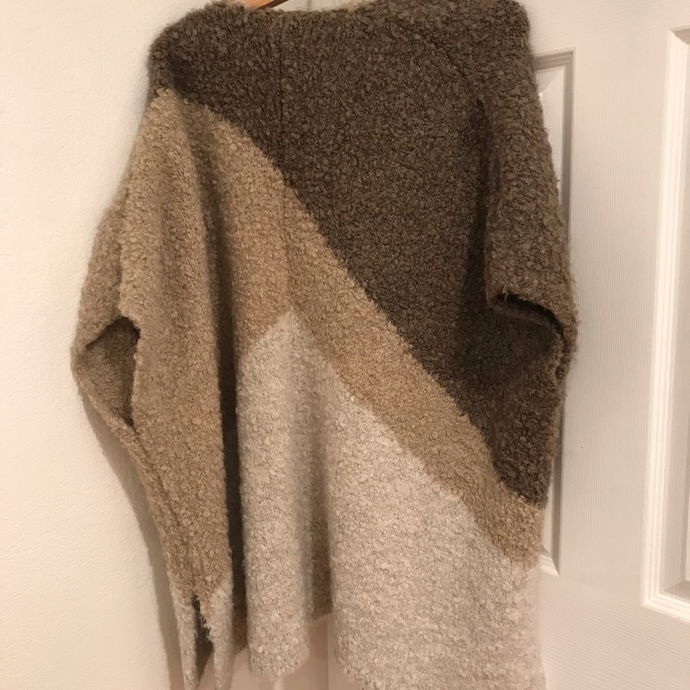 Zara sleeveless sweater cardigan size M